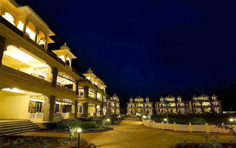 The Udaibagh Hotel Udaipur Eksteriør billede